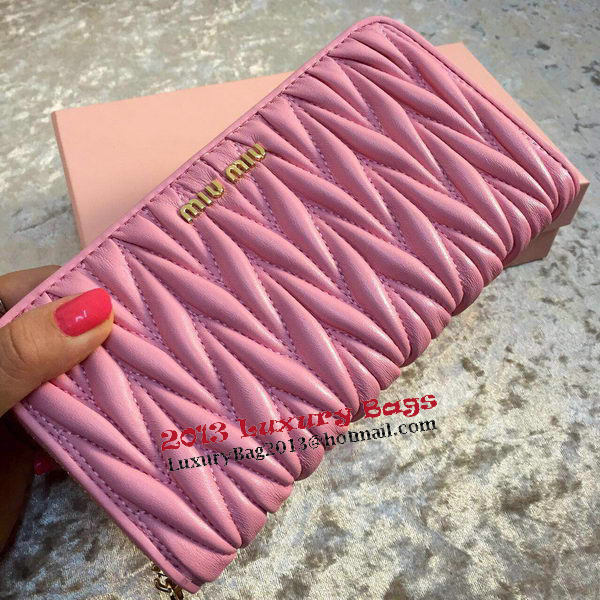 miu miu Matelasse Nappa Leather Wallet MM30150 Pink miu miu Matelasse Nappa Leather Wallet MM30150 Pink