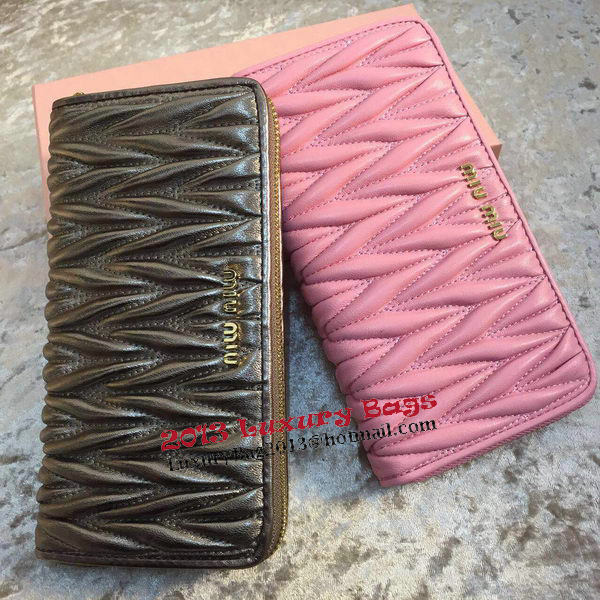 miu miu Matelasse Nappa Leather Wallet MM30150 Pink miu miu Matelasse Nappa Leather Wallet MM30150 Pink