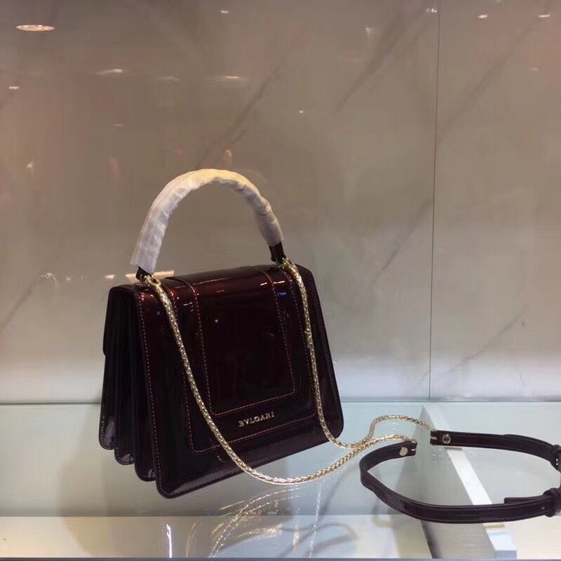 BVLGARI Serpenti Forever metallic-leather shoulder bag 058962 fuchsia BVLGARI Serpenti Forever metallic-leather shoulder bag 058962 fuchsia