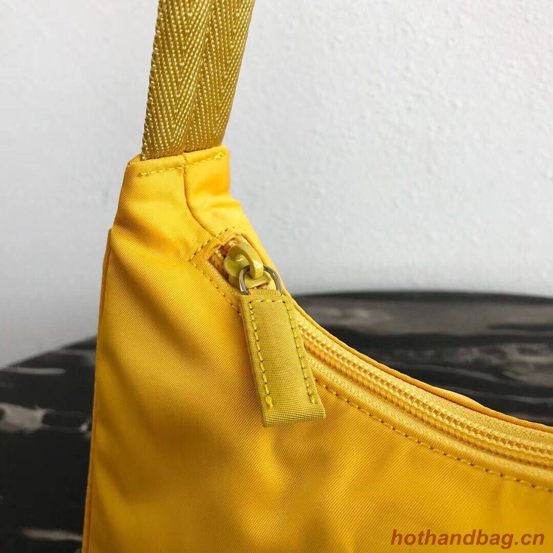 Prada Re-Edition nylon Tote bag MV519 yellow Prada Re-Edition nylon Tote bag MV519 yellow