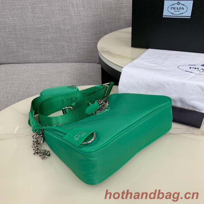Prada Re-Edition 2005 nylon shoulder bag 1BH204 green Prada Re-Edition 2005 nylon shoulder bag 1BH204 green