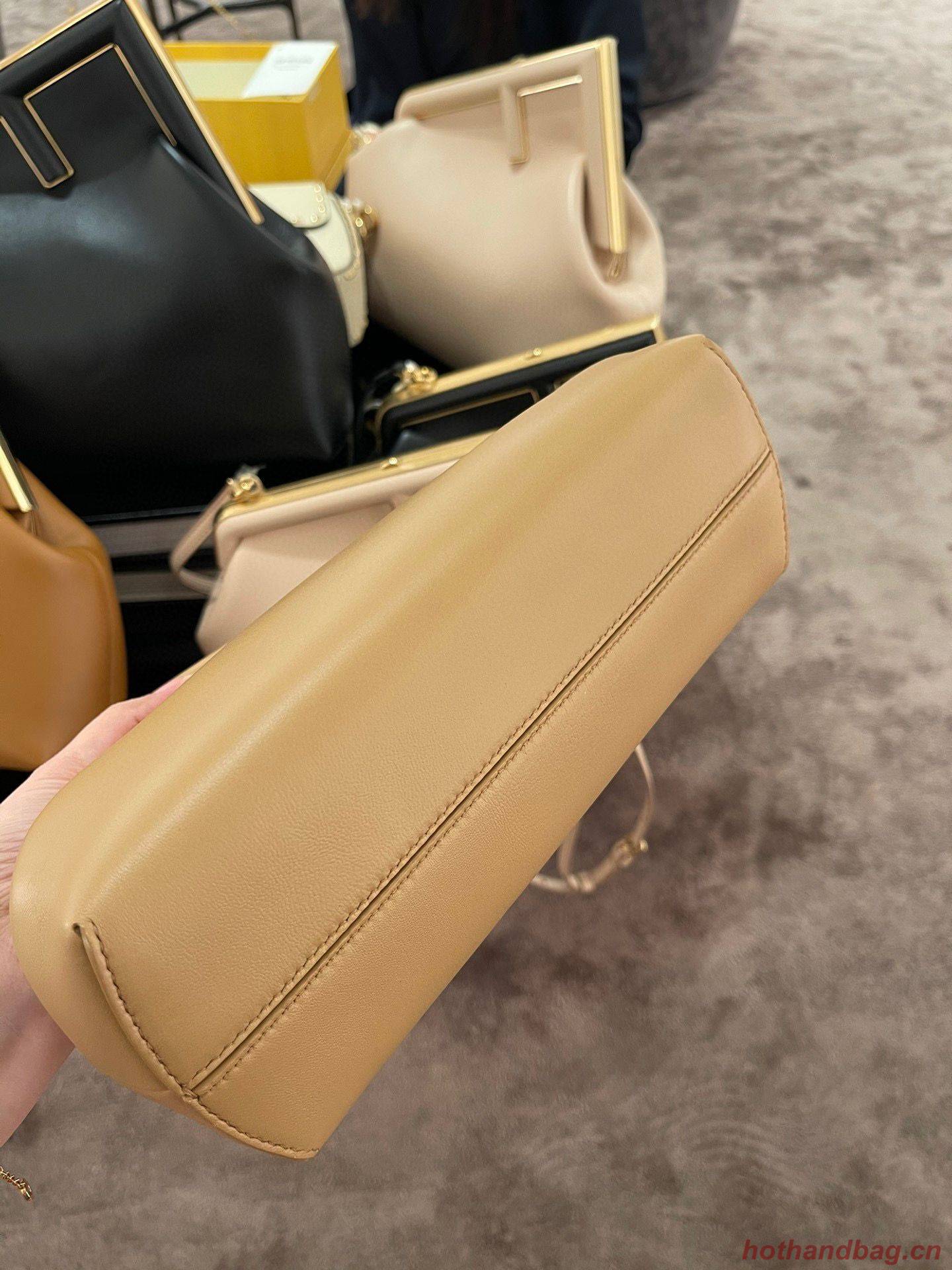 Fendi Original Leather Clutch Bag 56833 Cream Fendi Original Leather Clutch Bag 56833 Cream