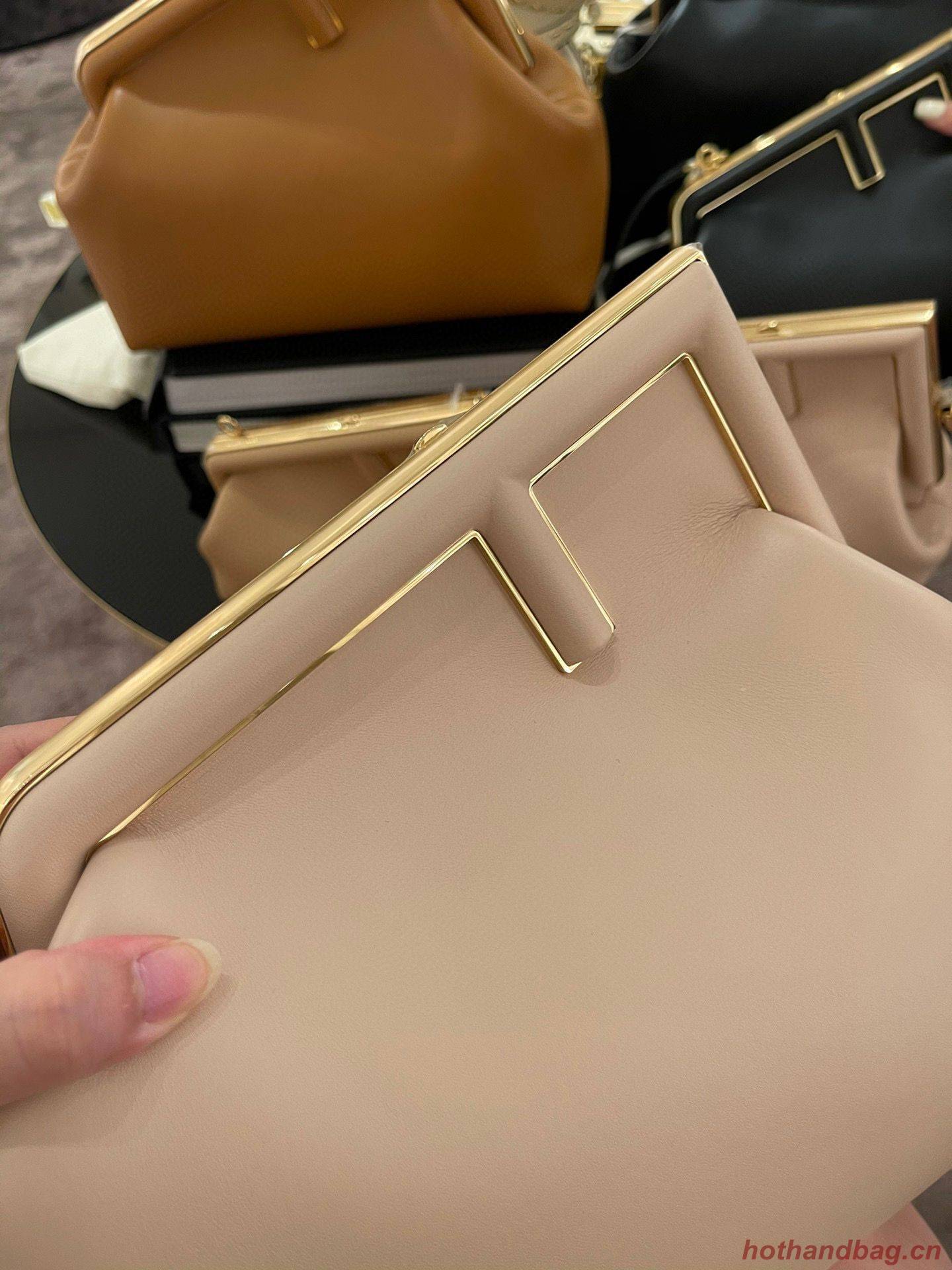 Fendi Original Leather Clutch Bag 56833 Cream Fendi Original Leather Clutch Bag 56833 Cream