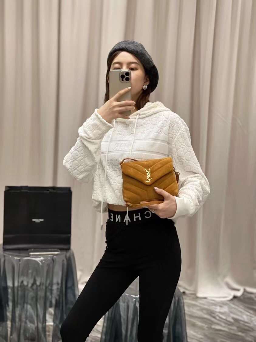 Yves Saint Laurent LOULOU SMALL BAG IN Y-QUILTED SUEDE 77761 CINNAMON Yves Saint Laurent LOULOU SMALL BAG IN Y-QUILTED SUEDE 77761 CINNAMON