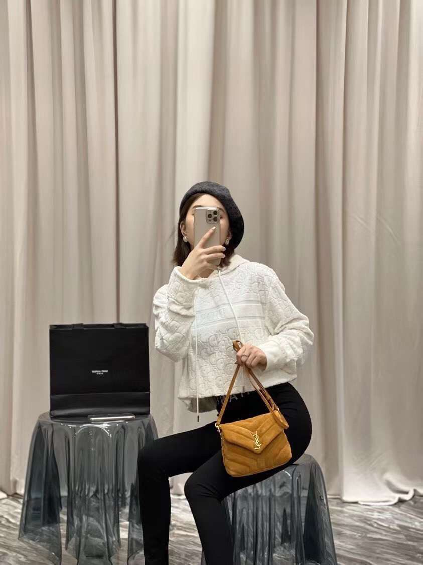 Yves Saint Laurent LOULOU SMALL BAG IN Y-QUILTED SUEDE 77761 CINNAMON Yves Saint Laurent LOULOU SMALL BAG IN Y-QUILTED SUEDE 77761 CINNAMON