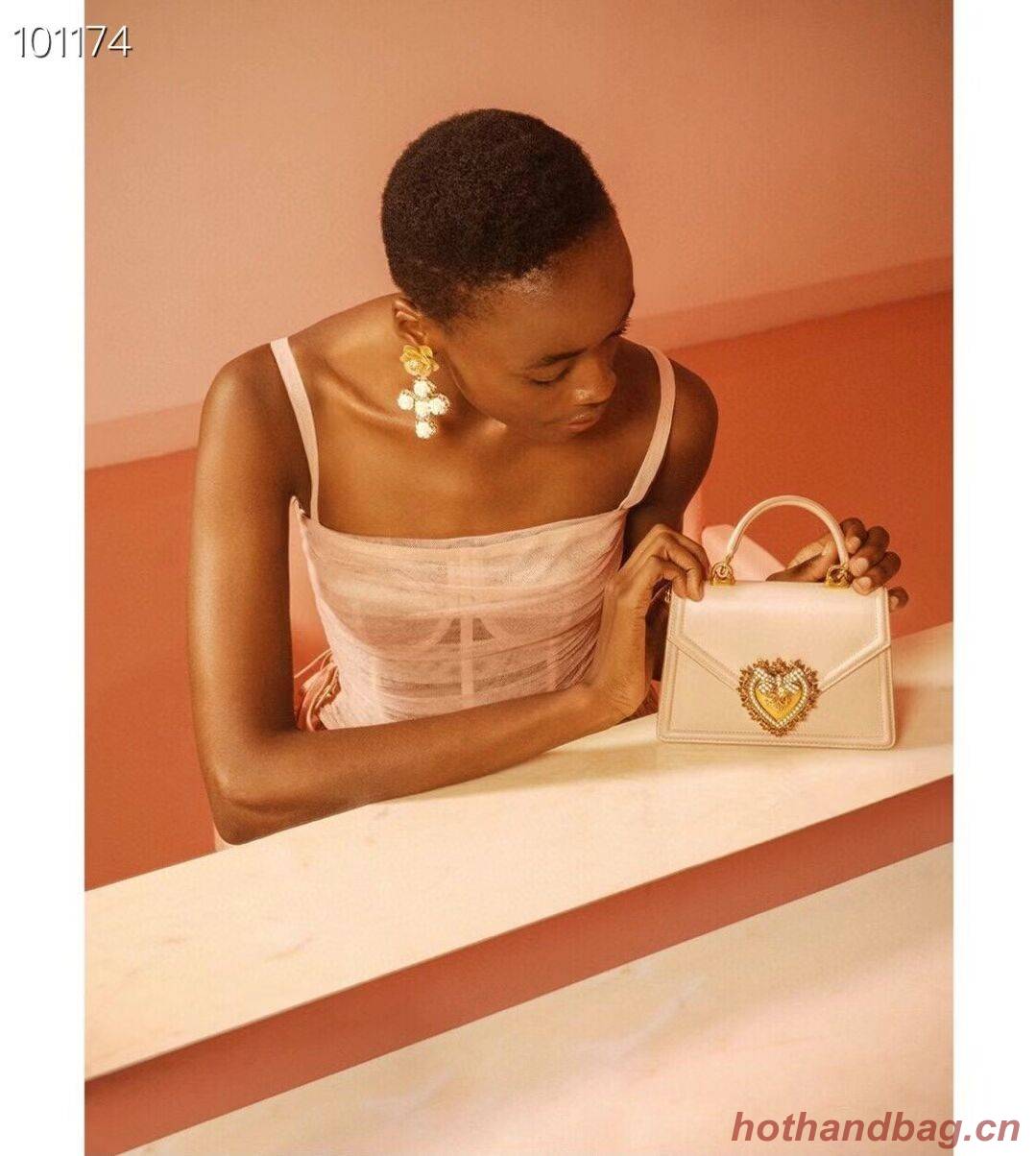 Dolce & Gabbana Origianl Leather Shoulder Bag 4011 white Dolce & Gabbana Origianl Leather Shoulder Bag 4011 white