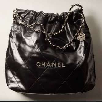 CHANEL 22 HANDBAG Calfskin & Silver-Tone Metal AS3261 Black CHANEL 22 HANDBAG Calfskin & Silver-Tone Metal AS3261 Black