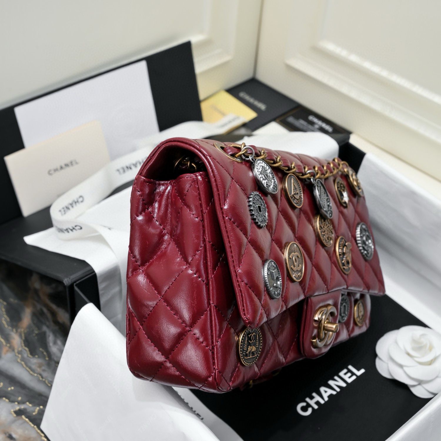 Chanel 2.55 Series Flap Bag Original Sheepskin Leather 92674 Wine Bronze-Tone Chanel 2.55 Series Flap Bag Original Sheepskin Leather 92674 Wine Bronze-Tone
