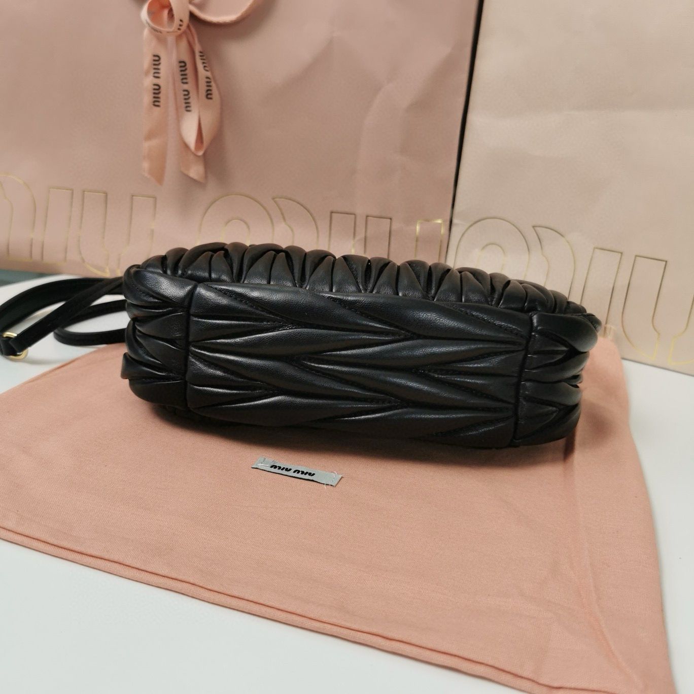 Miu Miu Wander Matelasse Original Sheepskin Bag 5BC125 Black Miu Miu Wander Matelasse Original Sheepskin Bag 5BC125 Black