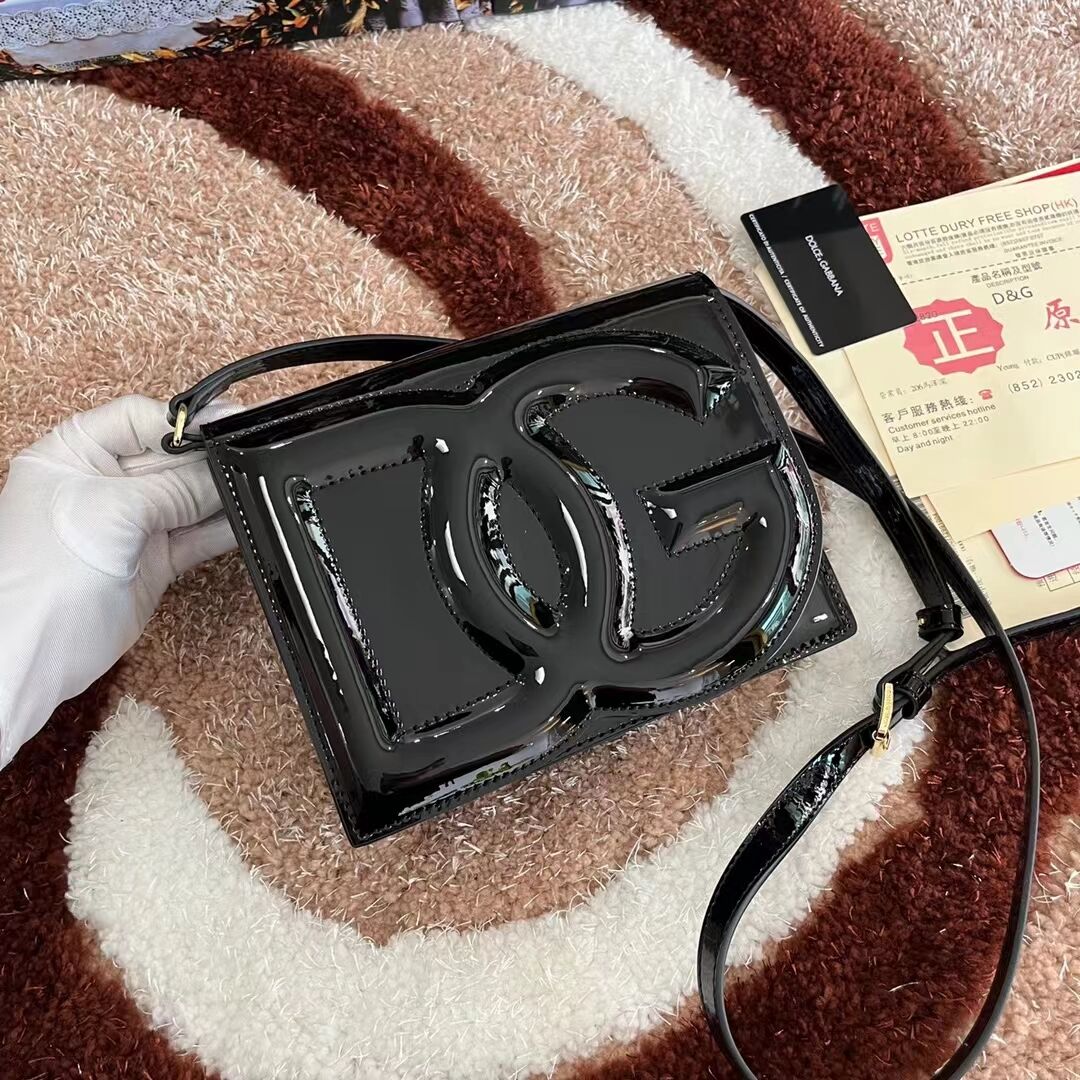 Dolce & Gabbana Patent leather Shoulder Bag G6551 black Dolce & Gabbana Patent leather Shoulder Bag G6551 black