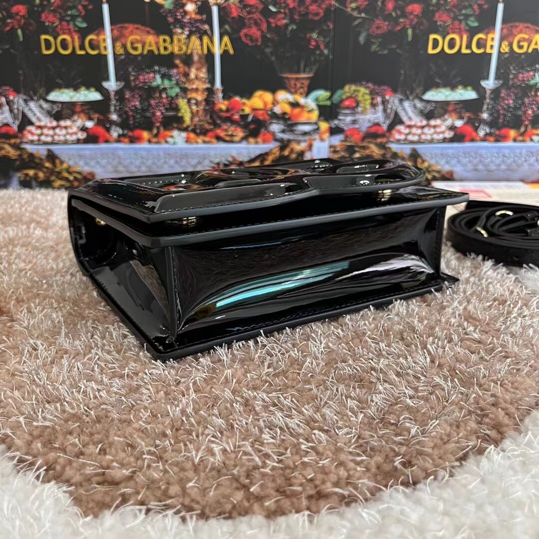 Dolce & Gabbana Patent leather Shoulder Bag G6551 black Dolce & Gabbana Patent leather Shoulder Bag G6551 black