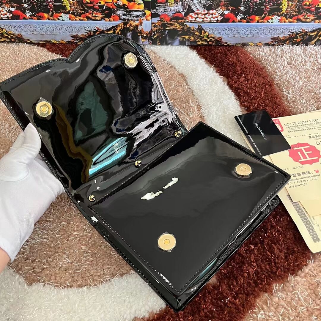 Dolce & Gabbana Patent leather Shoulder Bag G6551 black Dolce & Gabbana Patent leather Shoulder Bag G6551 black