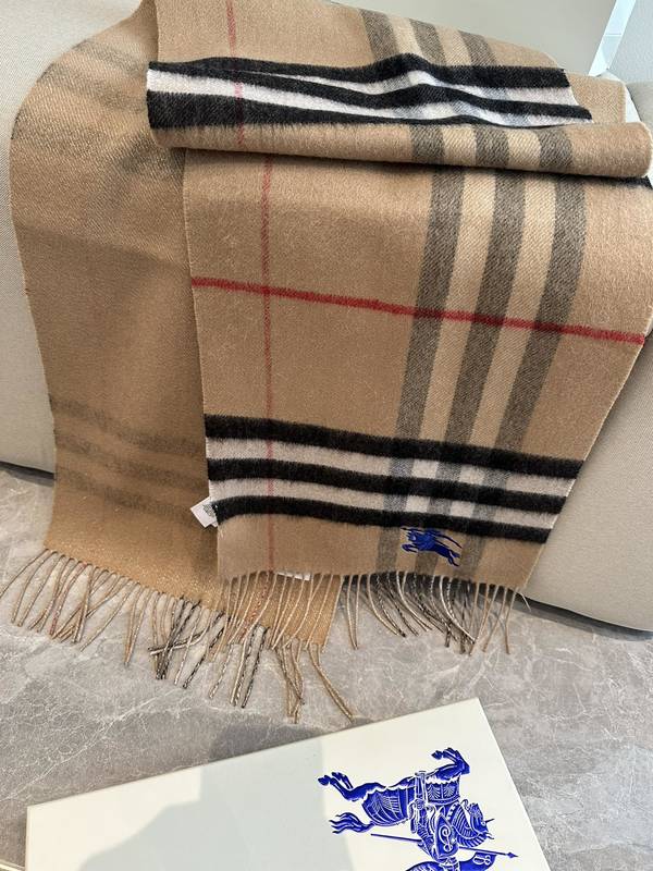 Burberry Scarf BBC00172 Burberry Scarf BBC00172