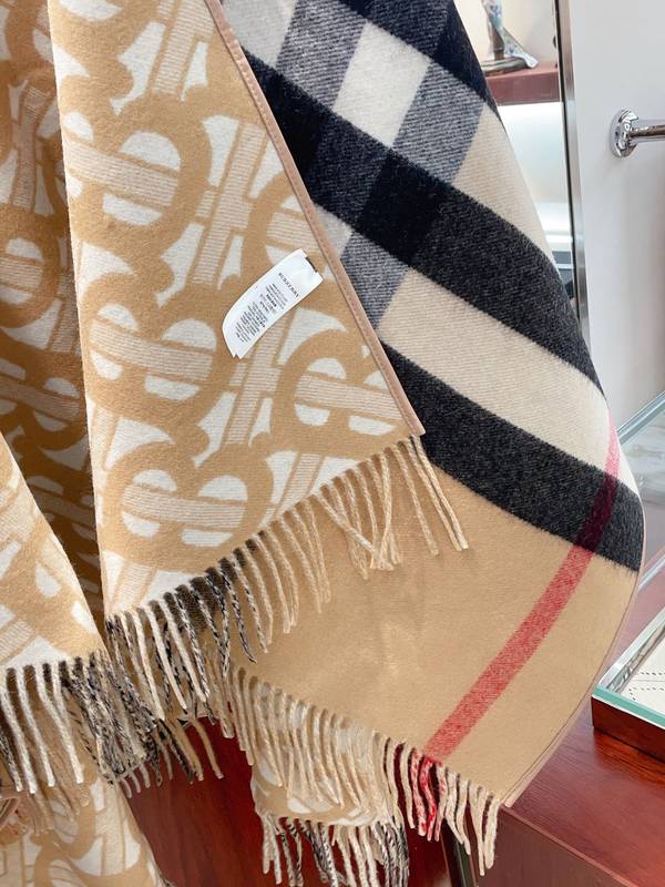 Burberry Cloak BBC00206 Burberry Cloak BBC00206