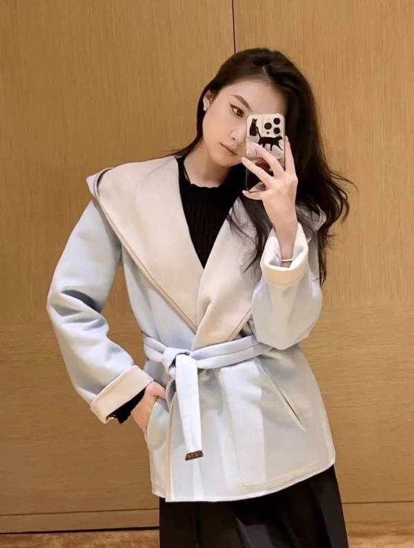 Louis Vuitton Top Quality Overcoat LVY00039 Louis Vuitton Top Quality Overcoat LVY00039