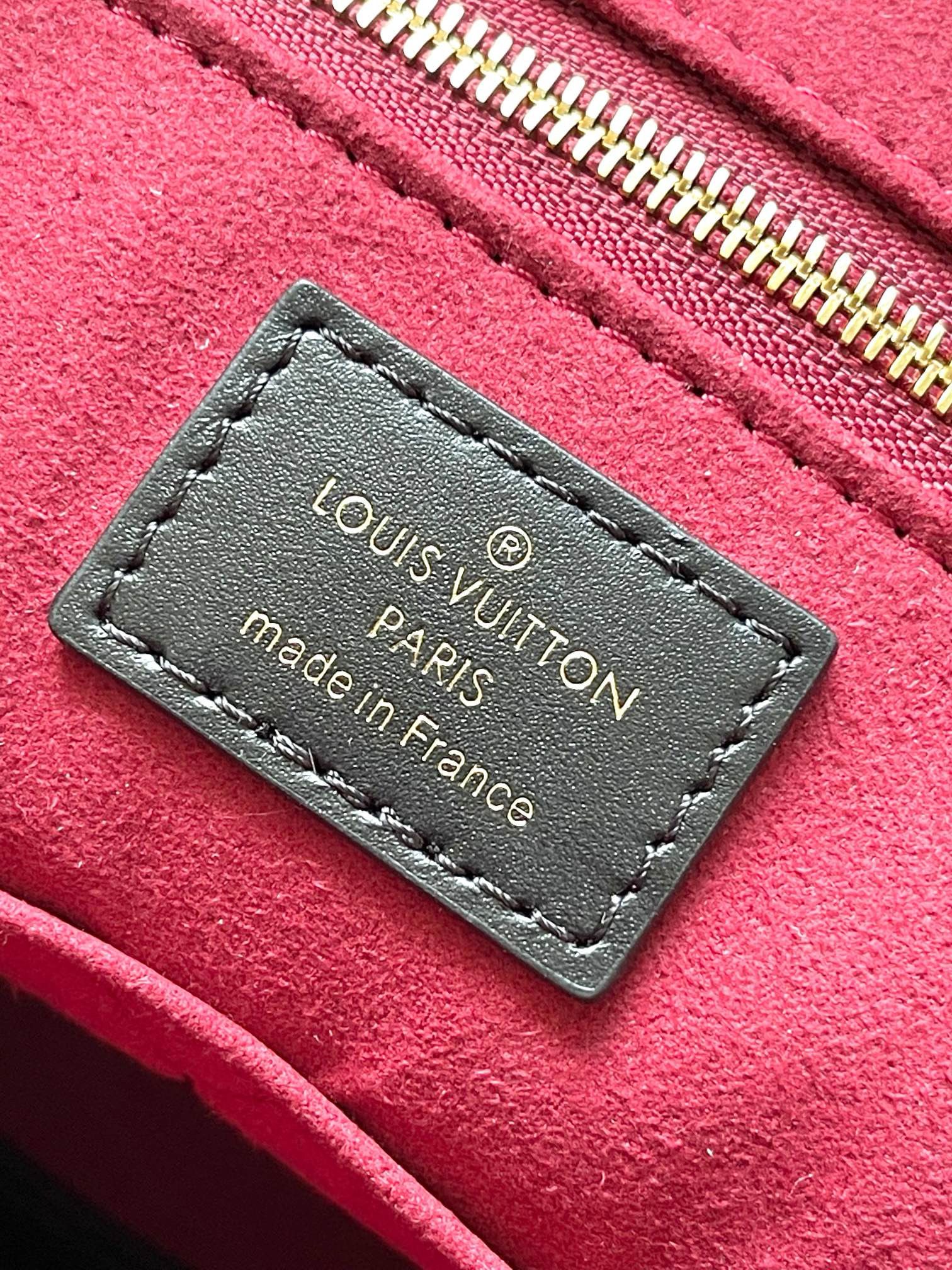Louis Vuitton ONTHEGO Original Leather GM M45945 Black Louis Vuitton ONTHEGO Original Leather GM M45945 Black