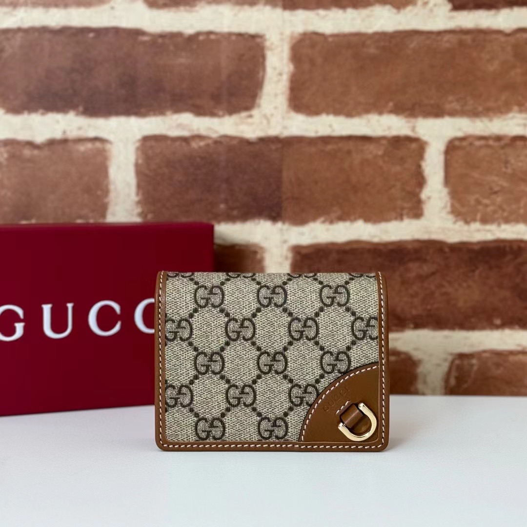 Gucci GG EMBLEM MINI WALLET 820692 brown