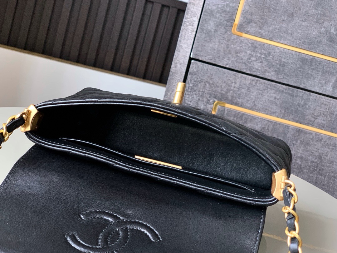 Chanel SMALL FLAP BAG WITH TOP HANDLE AS5355 BLACK