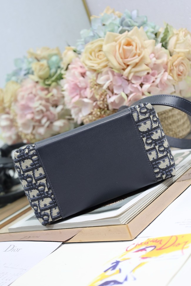 Dior Blue Dior Oblique Jacquard and Smooth Calfskin M2841USKU