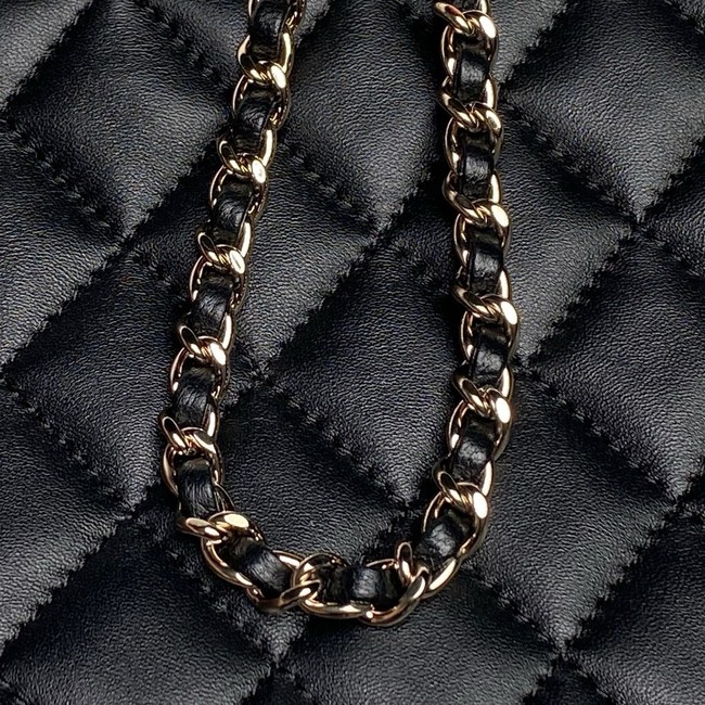 Chanel CLUTCH WITH CHAIN AP4516 Black&White