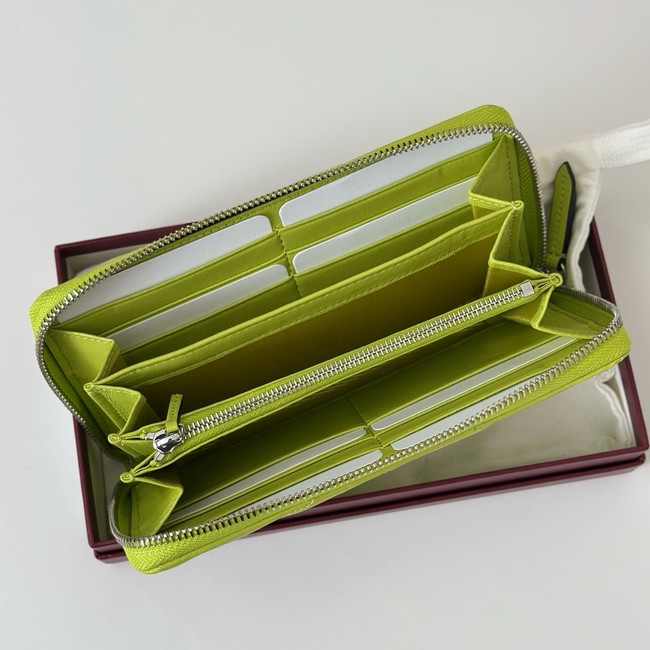 Gucci GG Marmont zip around wallet 837758 green
