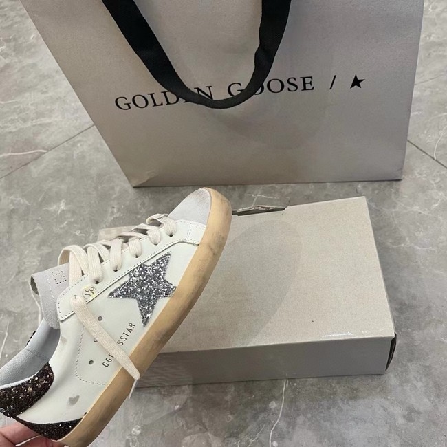 GOLDEN GOOSE DELUXE BRAND Flat shoes 45016-16