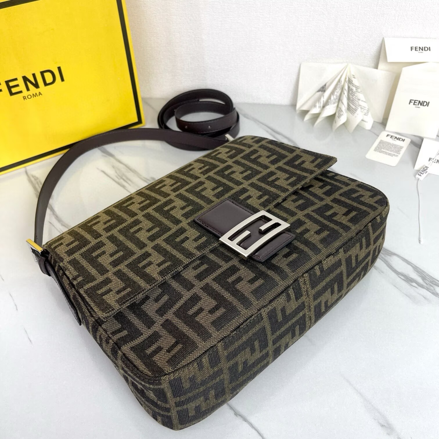Fendi Mamma Baguette Original Leather Top Handle Bag 8832 Brown Fendi Mamma Baguette Original Leather Top Handle Bag 8832 Brown