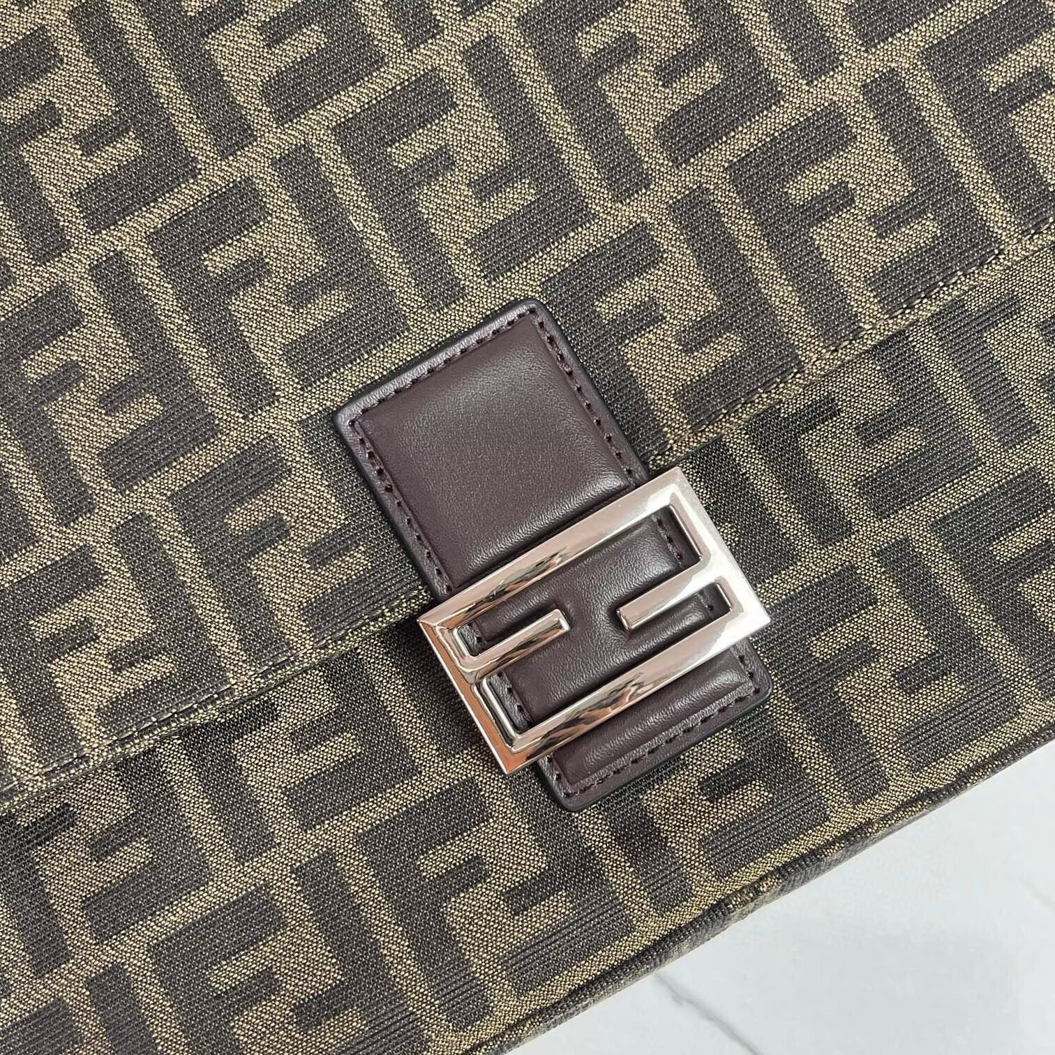 Fendi Mamma Baguette Original Leather Top Handle Bag 8832 Brown Fendi Mamma Baguette Original Leather Top Handle Bag 8832 Brown