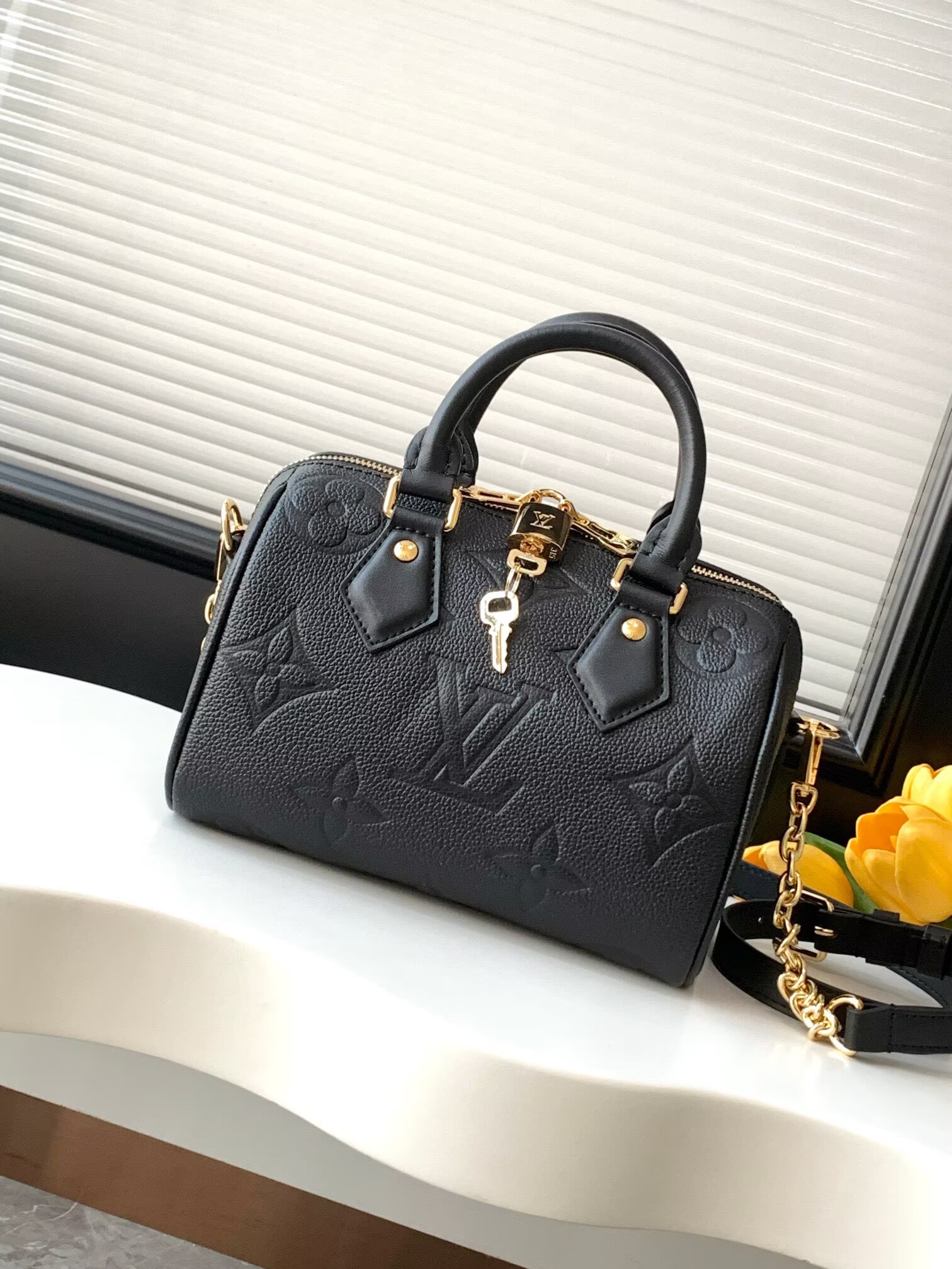 Louis Vuitton Speedy Bandouliere 25 M14043 Black