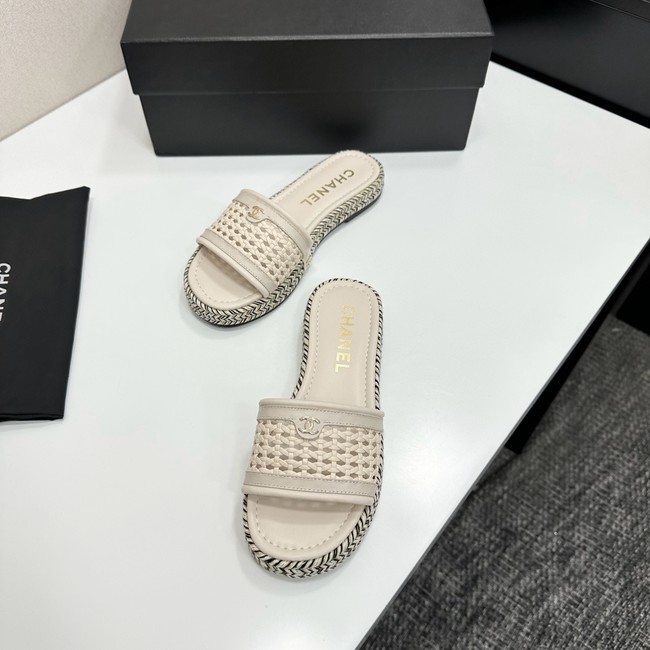 Chanel Slippers 55724-1