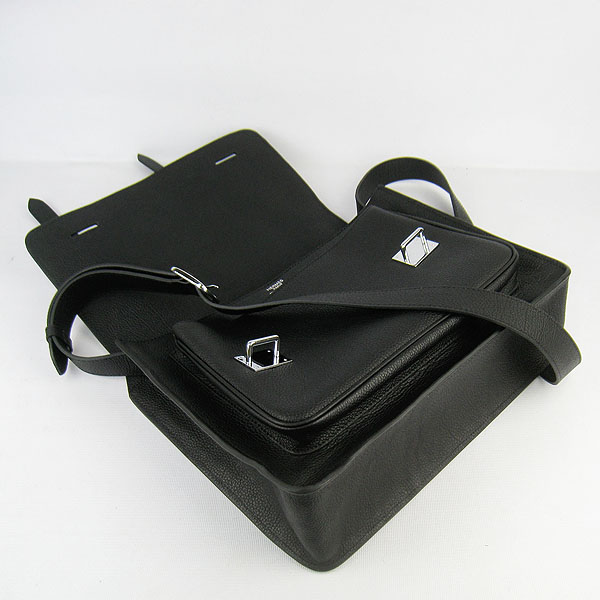Hermes Jypsiere Togo Leather Messenger Bag H2810 Black Hermes Jypsiere Togo Leather Messenger Bag H2810 Black