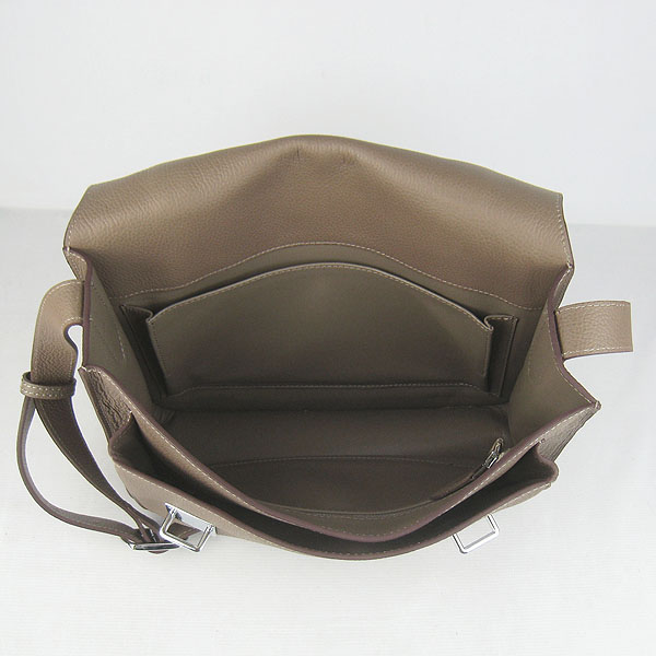 Hermes Jypsiere Togo Leather Messenger Bag H2810 Khaki Hermes Jypsiere Togo Leather Messenger Bag H2810 Khaki
