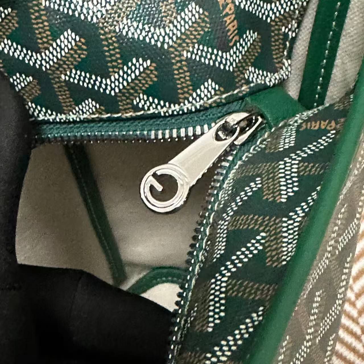 Goyard Calfskin Leather Tote Bag 20218 green Goyard Calfskin Leather Tote Bag 20218 green