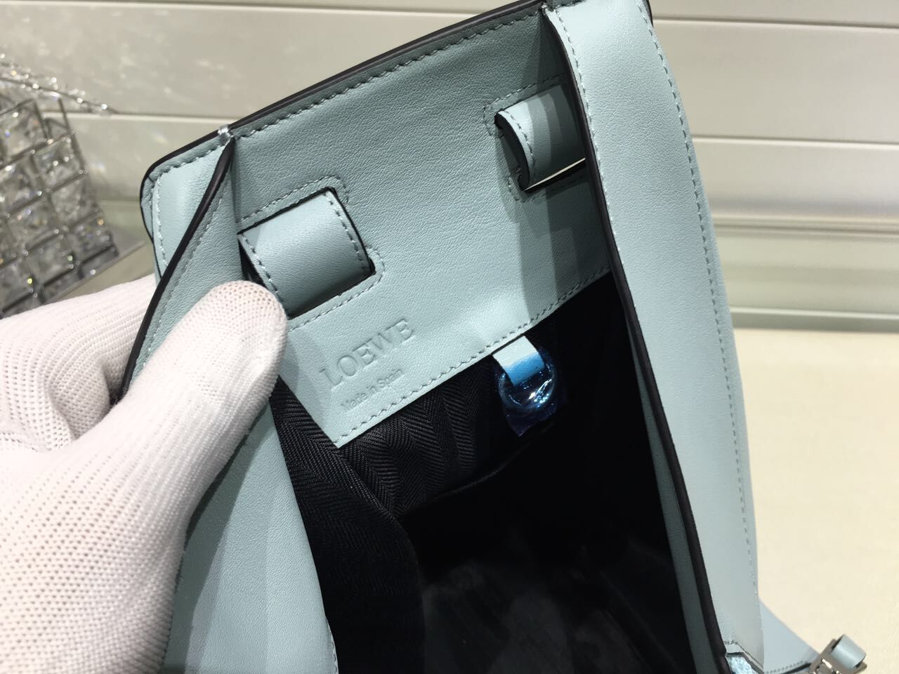 Loewe Hammock Mini Bag 1100 Light Blue Loewe Hammock Mini Bag 1100 Light Blue