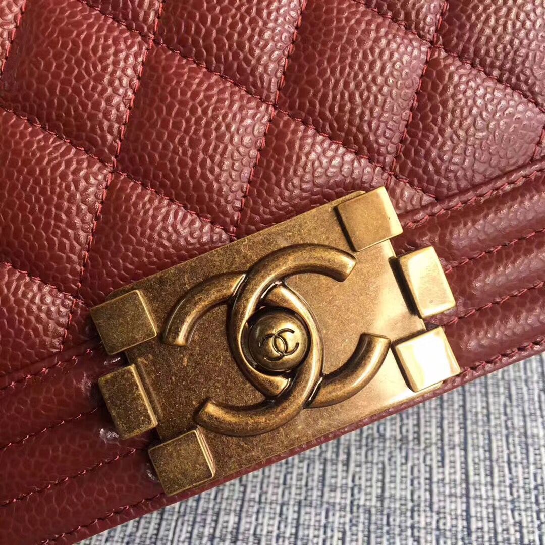 Boy Chanel Flap Bag Original Leather A67086 Red Boy Chanel Flap Bag Original Leather A67086 Red