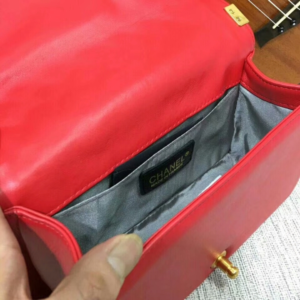 Boy Chanel Flap Shoulder Bag Sheepskin Leather 67086A Red Boy Chanel Flap Shoulder Bag Sheepskin Leather 67086A Red