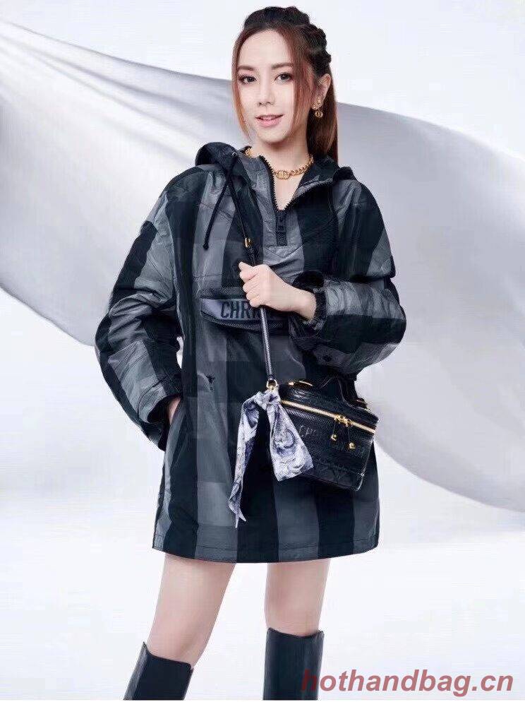 DIOR SMALL DIORTRAVEL VANITY CASE Cannage Lambskin S5488U black DIOR SMALL DIORTRAVEL VANITY CASE Cannage Lambskin S5488U black