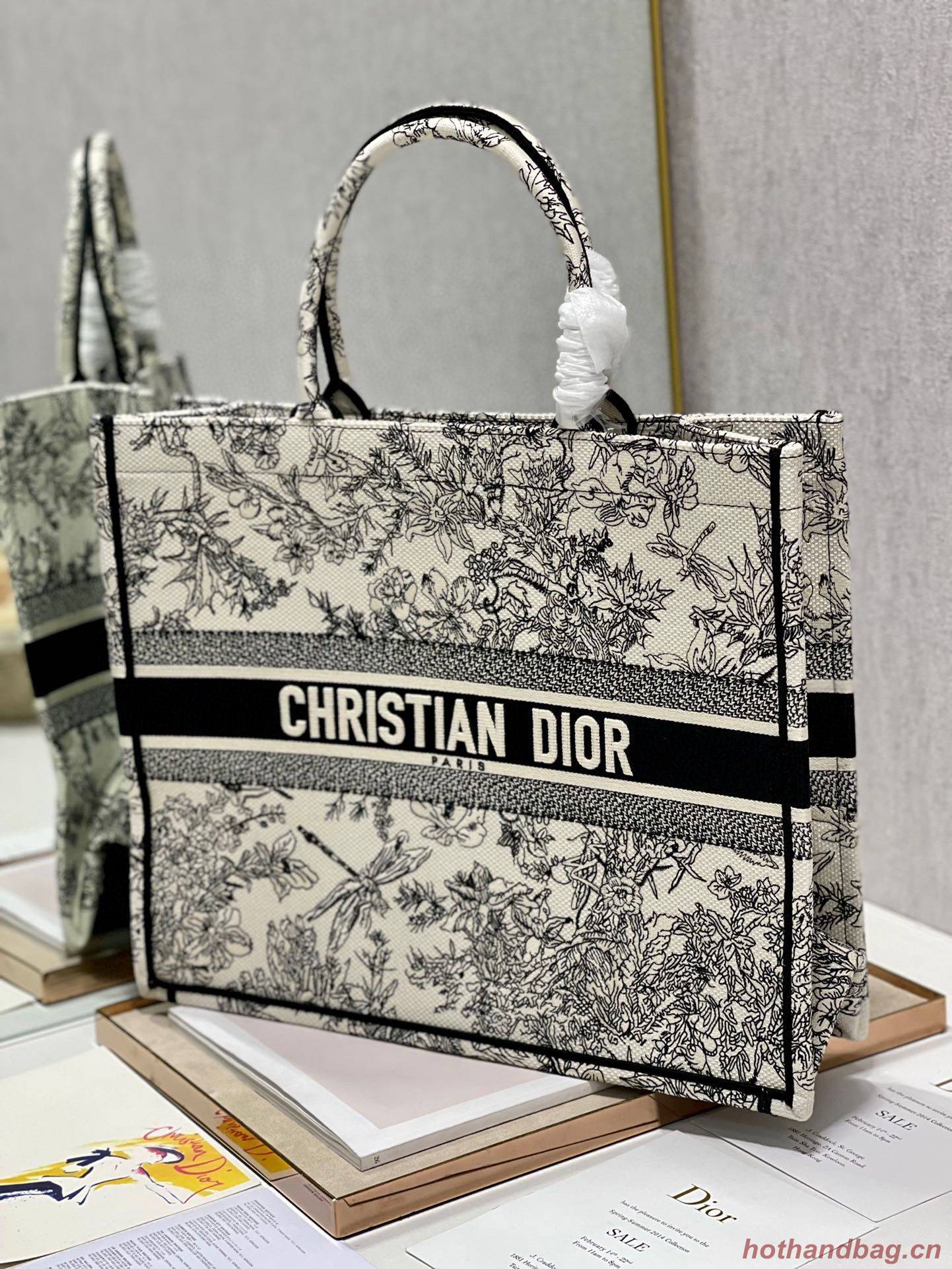 DIOR BOOK TOTE BAG DRAGONFLY DE JOUY M1286ZT Black DIOR BOOK TOTE BAG DRAGONFLY DE JOUY M1286ZT Black