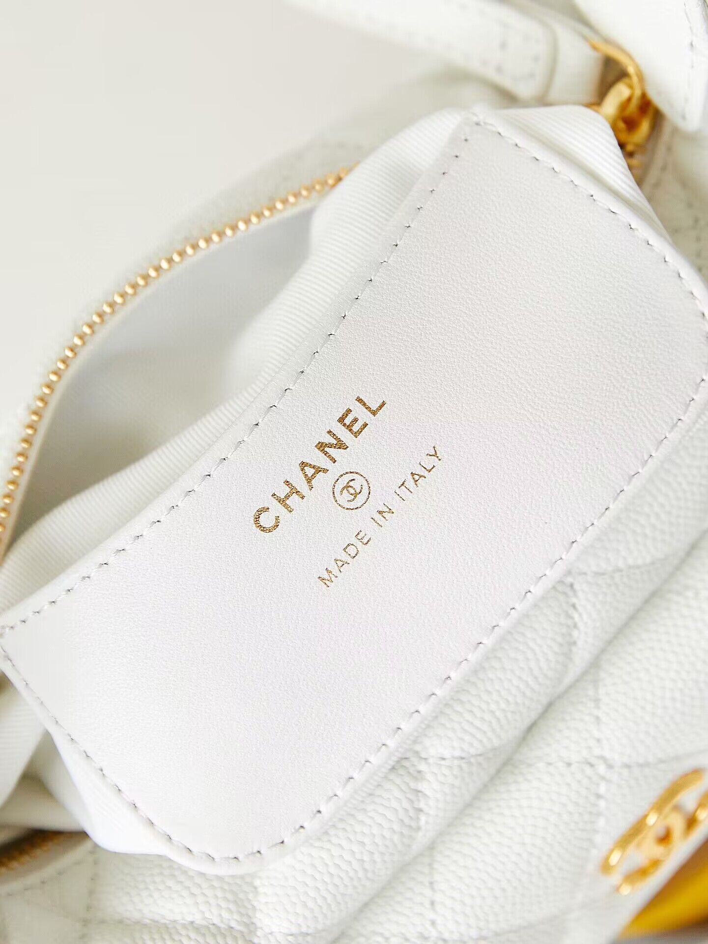 Chanel Caviar Quilted Polly Pocket AP3467 White Chanel Caviar Quilted Polly Pocket AP3467 White