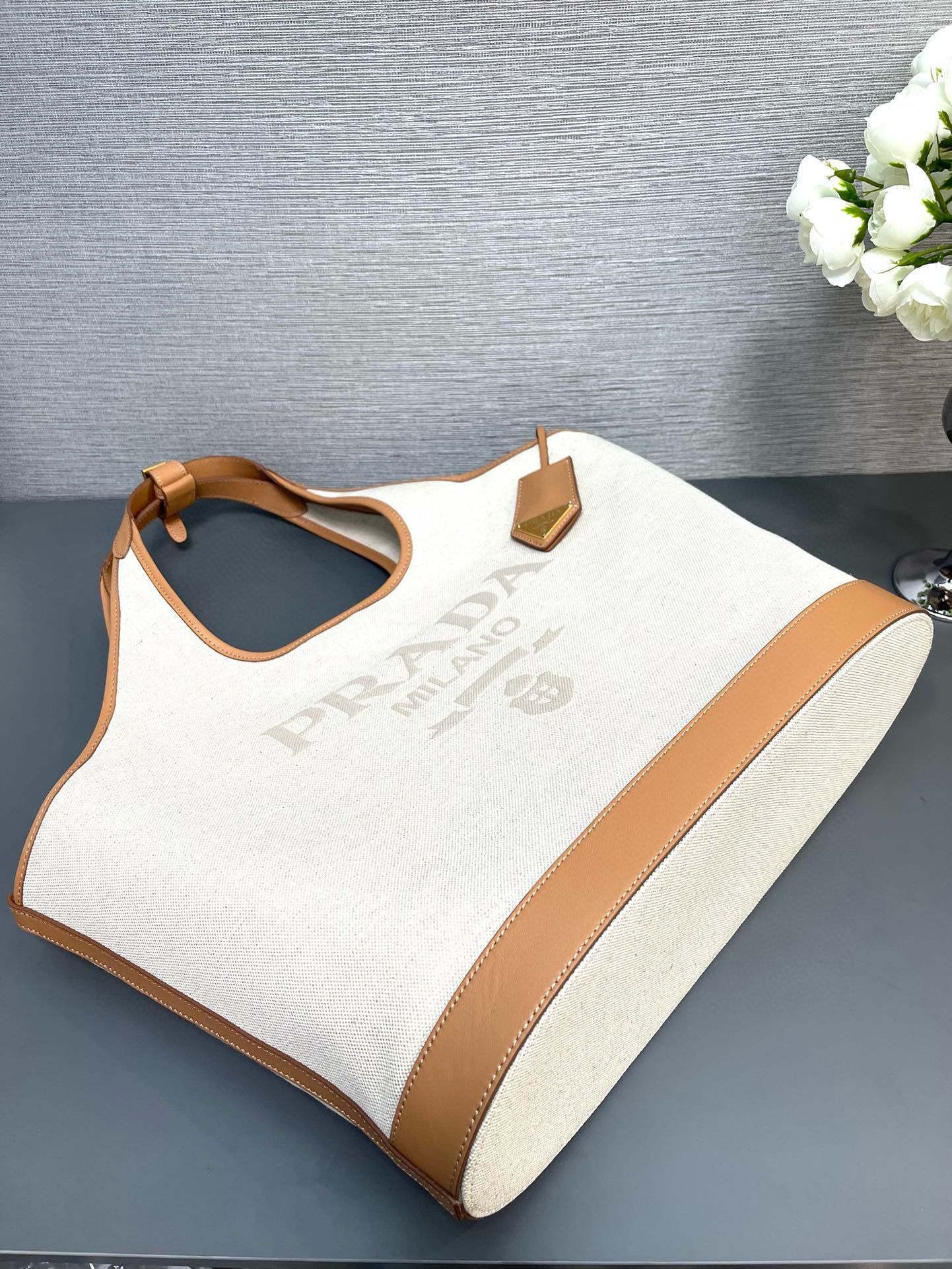 Prada Original Linen Canvas Shopping Bag 1BG472 Brown Prada Original Linen Canvas Shopping Bag 1BG472 Brown