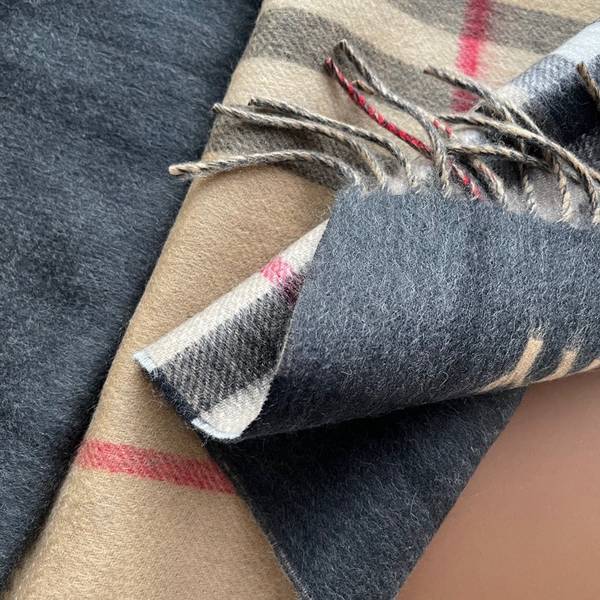 Burberry Scarf BBC00171 Burberry Scarf BBC00171
