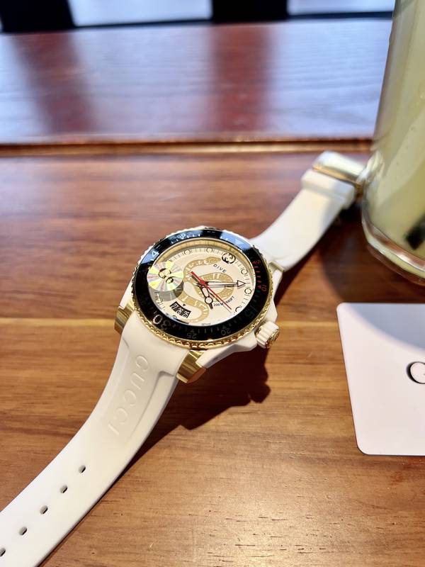 Gucci Watch GUW00129 Gucci Watch GUW00129