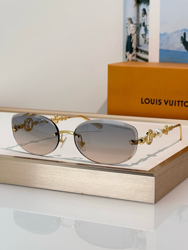 Louis Vuitton Sunglasses 260517-15