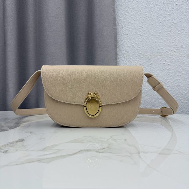 Medium Dior Medaillon Flap Bag Grained Calfskin M3920QD Apricot Medium Dior Medaillon Flap Bag Grained Calfskin M3920QD Apricot