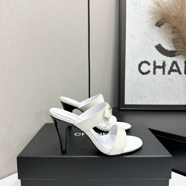 Chanel Womens slide sandal 69031-3 Chanel Womens slide sandal 69031-3