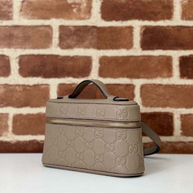 GUCCI GG EMBLEM SUPER MINI BAG 815949 gray