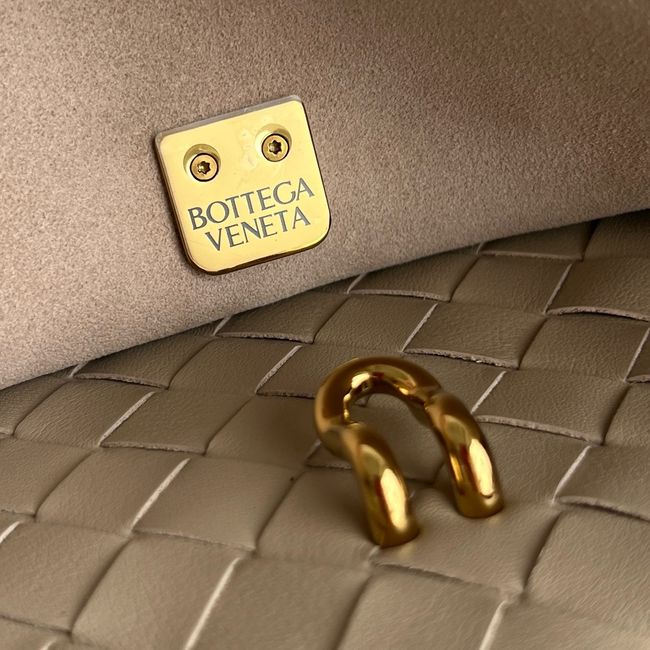 Bottega Veneta Small Andiamo P5678 Brass finish