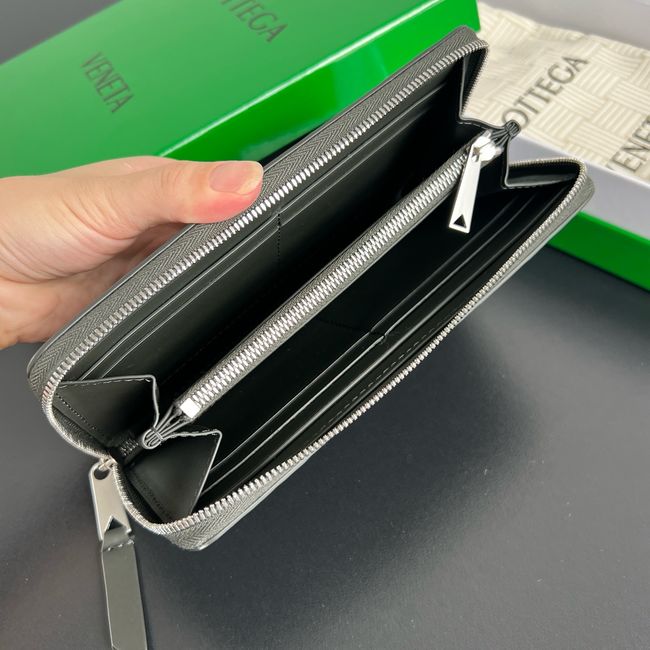Bottega Veneta Woven Mycelium Zip-Around Wallet 02008 dark green Bottega Veneta Woven Mycelium Zip-Around Wallet 02008 dark green