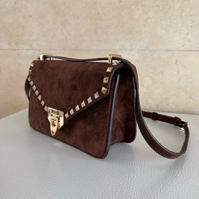 VALENTINO ROCKSTUD Small suede Shoulder Bag B0T76 dark brown VALENTINO ROCKSTUD Small suede Shoulder Bag B0T76 dark brown