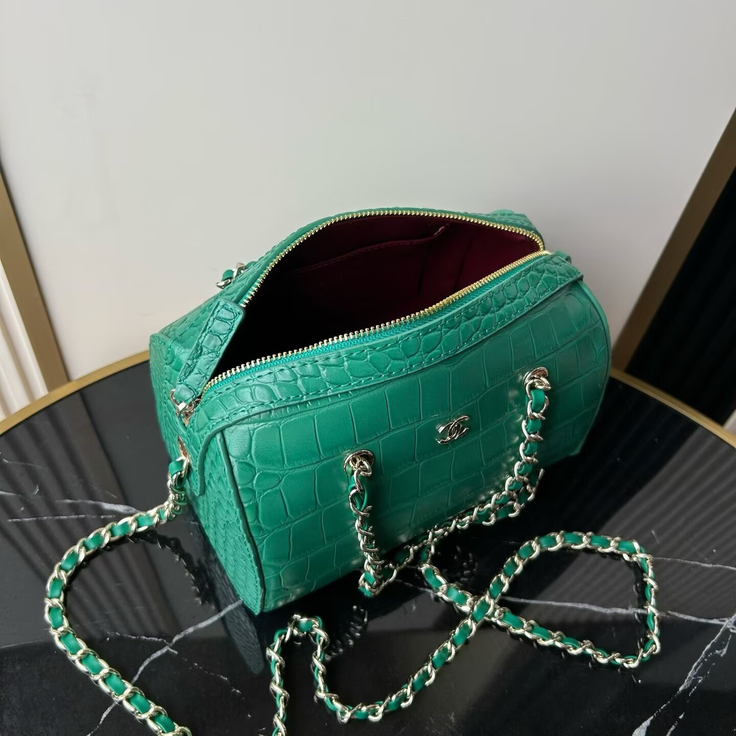 Chanel Crocodile Embossed Calfskin Bag 53012 Green Chanel Crocodile Embossed Calfskin Bag 53012 Green